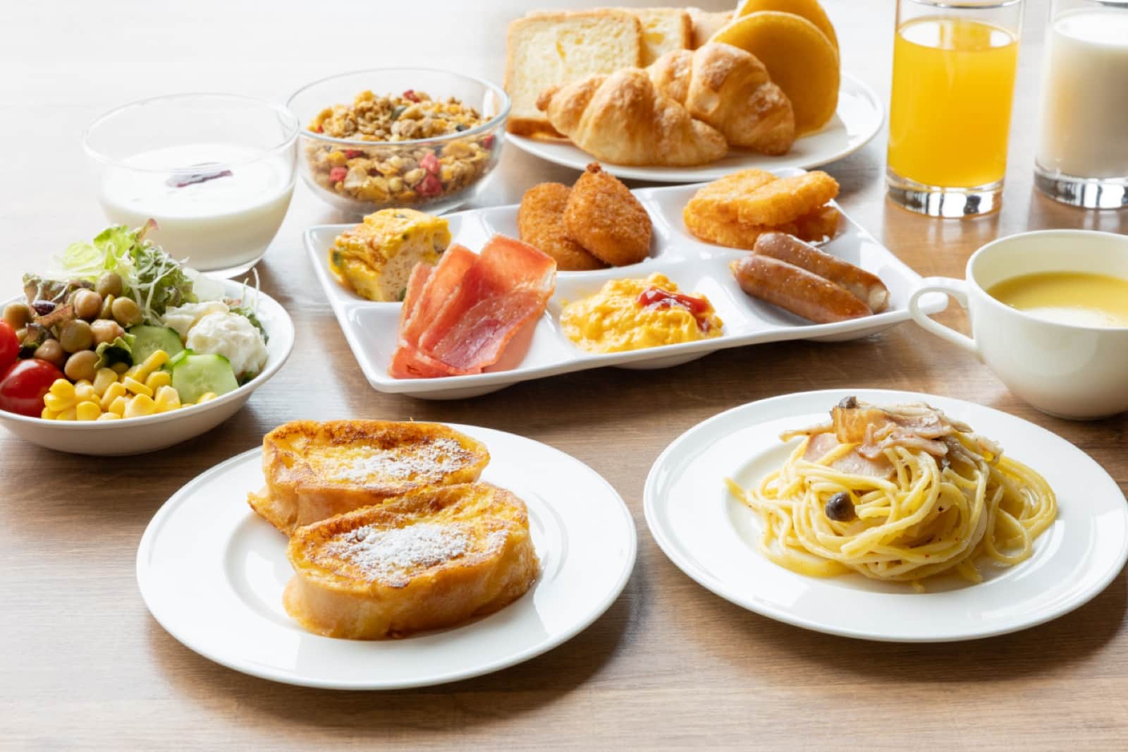 朝食バイキングの一例